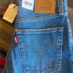 Levi's Women's Rib Cage Strsight Ankle Medium Blue Denim Jeans 29x27